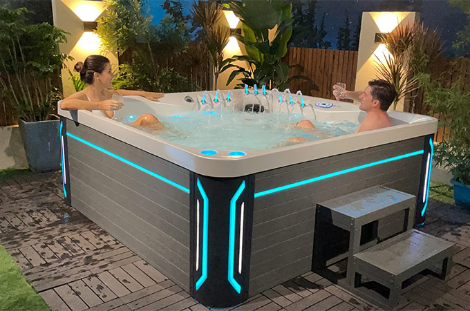 Spa jacuzzi extérieur